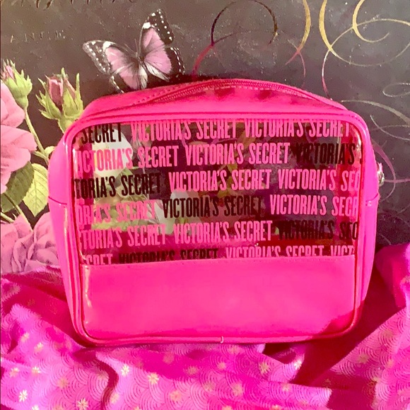 Victoria's Secret Handbags - Victoria’s Secret travel makeup case